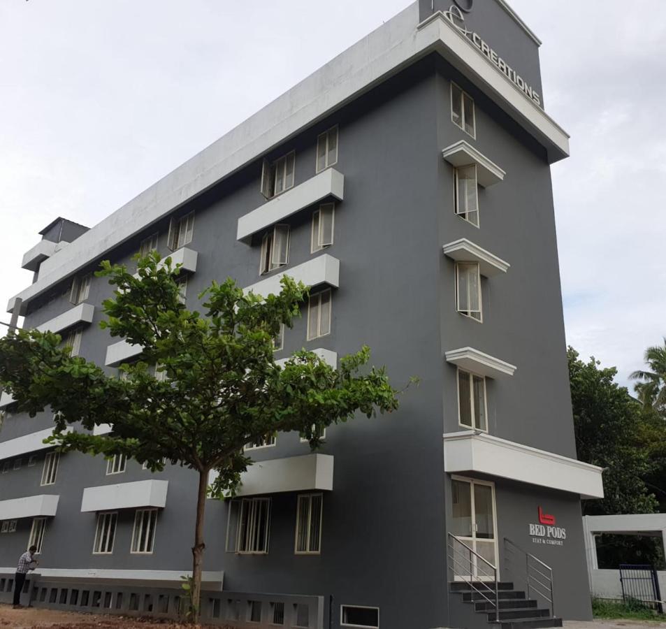Auberge de jeunesse Bed Pods à Thiruvananthapuram Extérieur photo