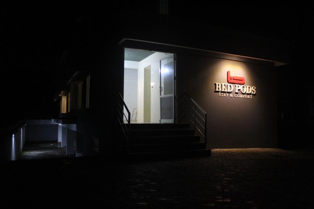 Auberge de jeunesse Bed Pods à Thiruvananthapuram Extérieur photo